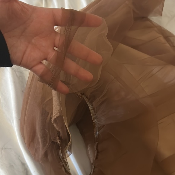 Brown dress - Picture 7 of 7